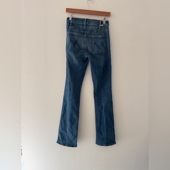 MOTHER Patch Pocket Insider Sneak Jeans in Caving In 26 - Picture 4 of 8